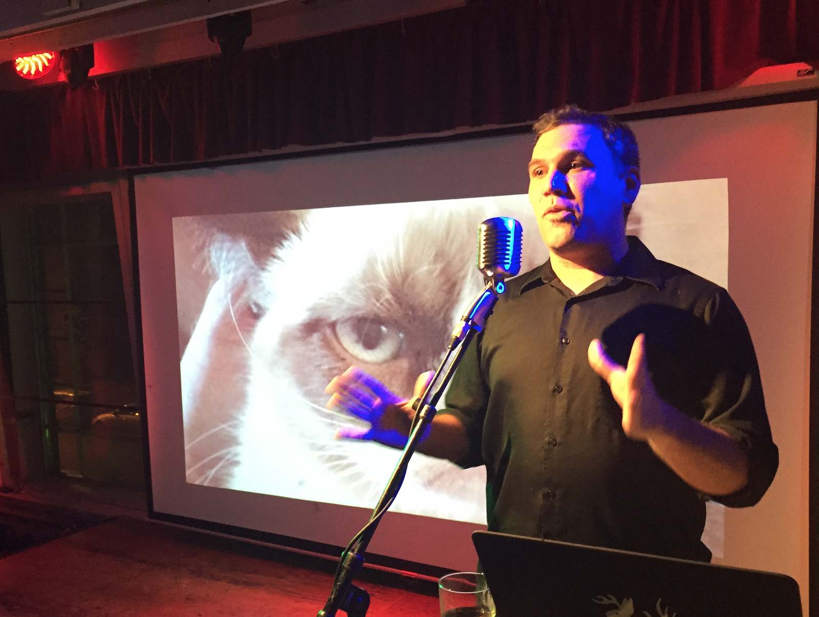 Odd Salon MYRIAD